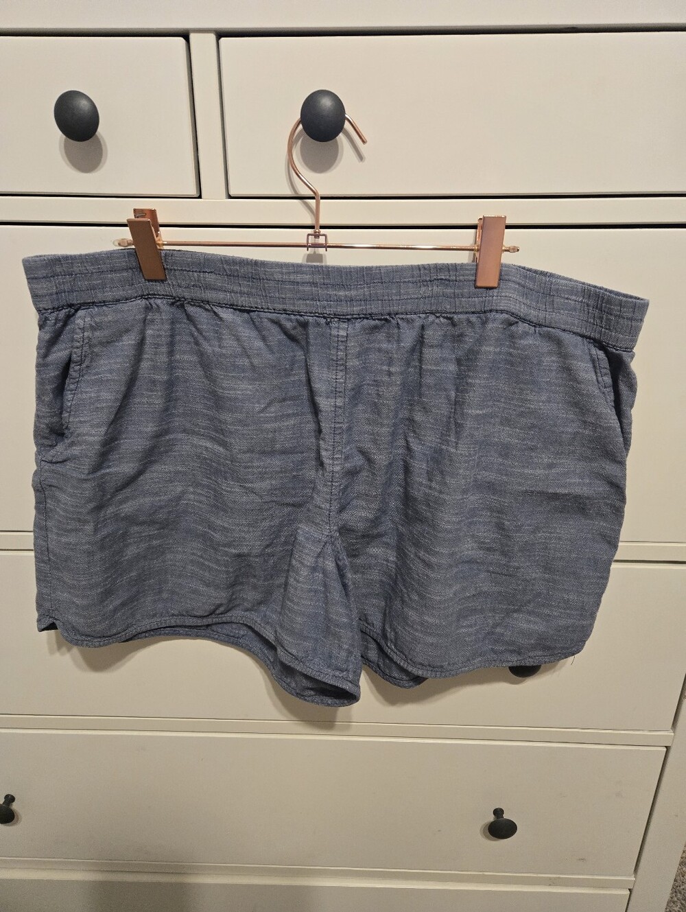 Pact Women's Chambray Blue Shorts Size XL